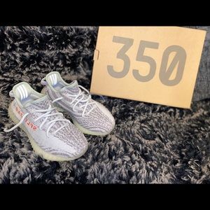 Yeezy boost 350 V2